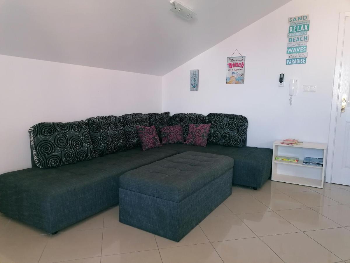 Golden View Apartment